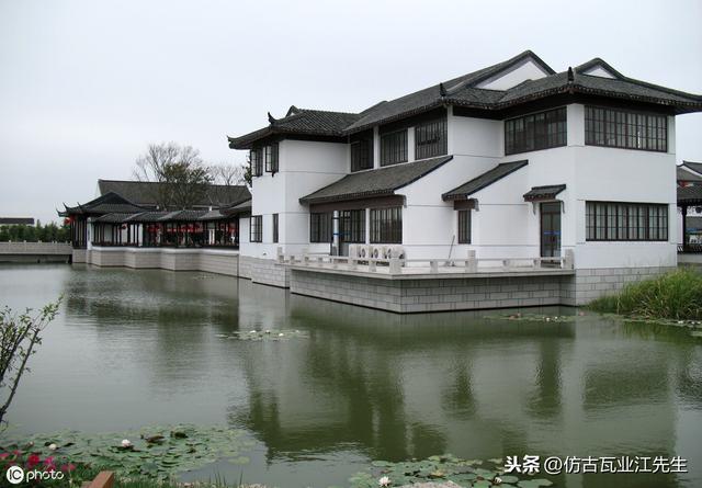 古瓦新制，樹脂仿古瓦為現(xiàn)代仿古建筑添磚加瓦