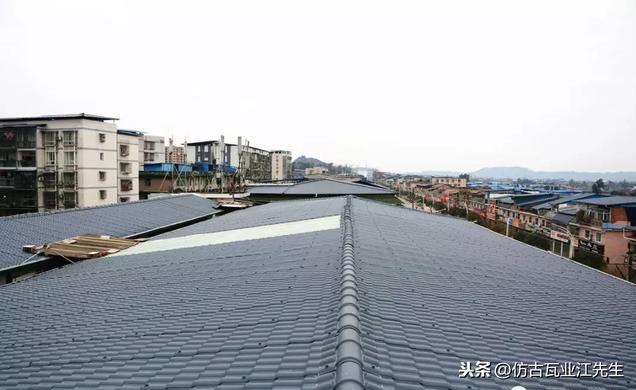 鐵瓦換成了樹脂瓦，龍泉驛區(qū)這些屋面有了大變樣！龍泉人的大機(jī)遇