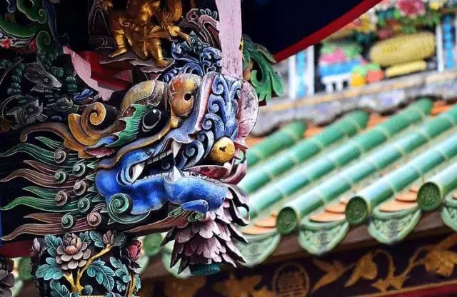 潮州嵌瓷，屋頂生花